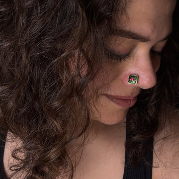 Emerald & Ruby Square Jadau Nose Pin